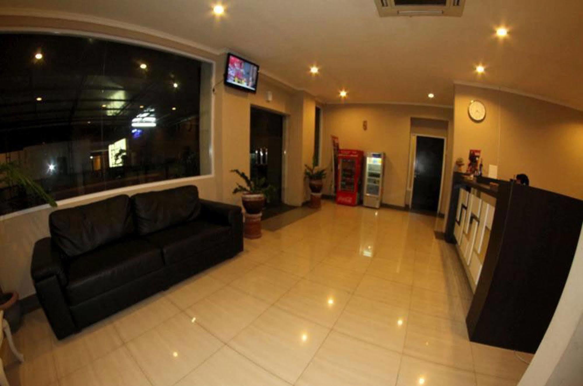 Saimai Residence Kuta Lombok Buitenkant foto